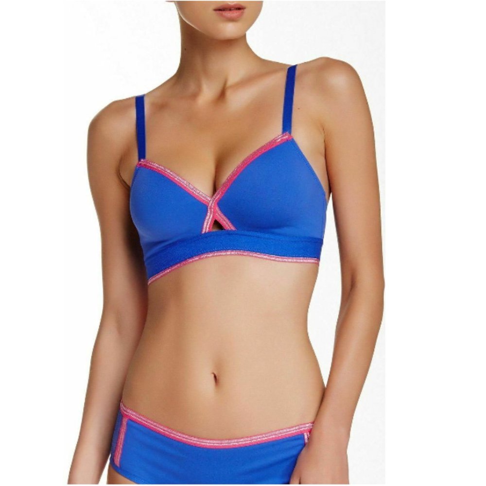 b.tempt'd by Wacoal B. Active Sports Bra Blue 36
